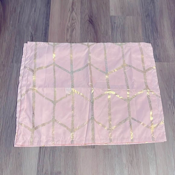 NIB intelligent Design Raina Duvet Set Metallic Print Geometric Style Pillows - Picture 6 of 16